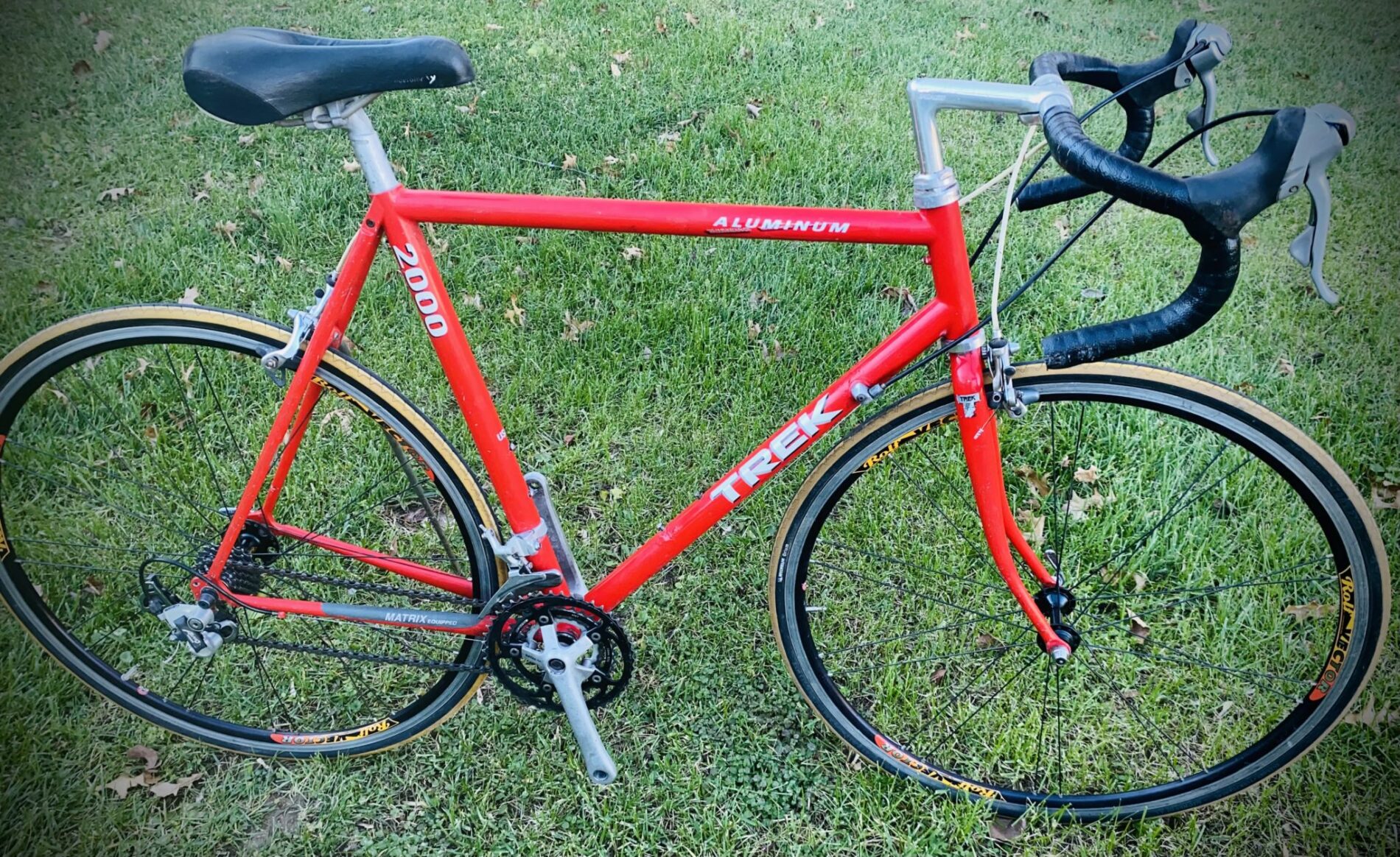 trek 2000 road bike for sale